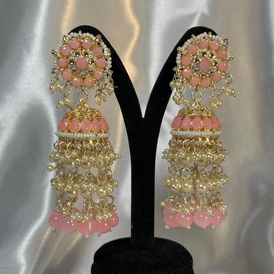 Earring in Chandelier Style in Light Green & Baby Pink