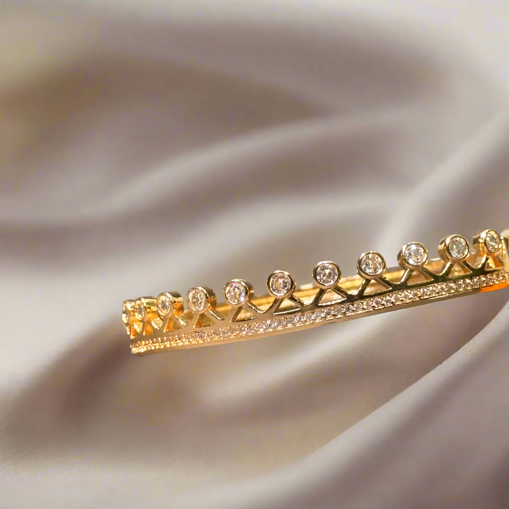 Golden color bangle crown shape