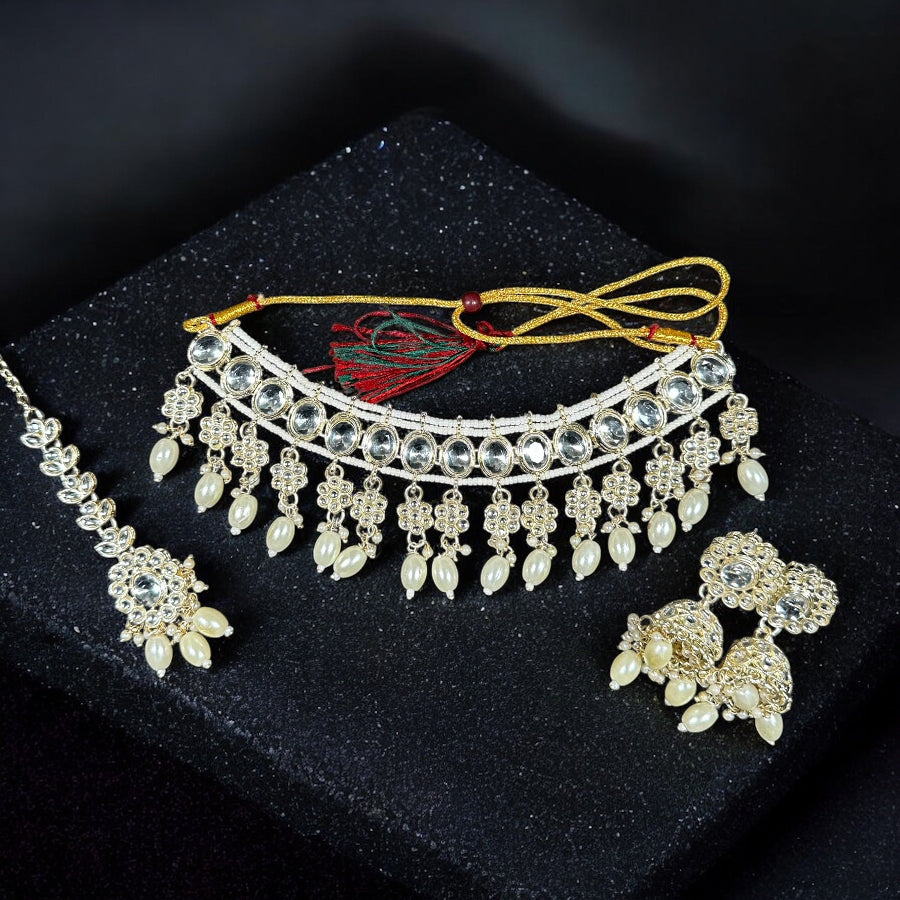 Pure Indian Sabina's Guluband with Tika