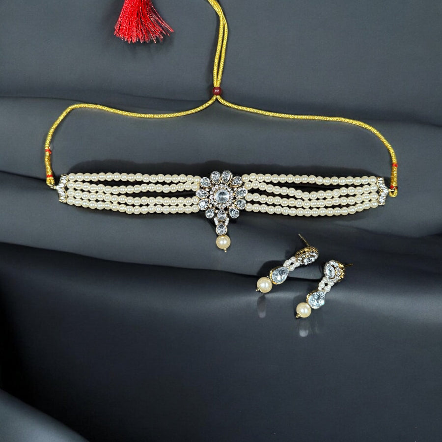 White pearl choker necklace set