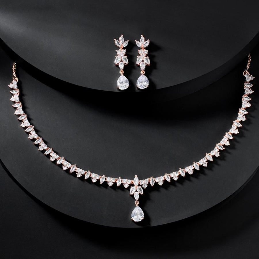 American Cubic Zircon 18 Carat Necklace Set in Rose Gold