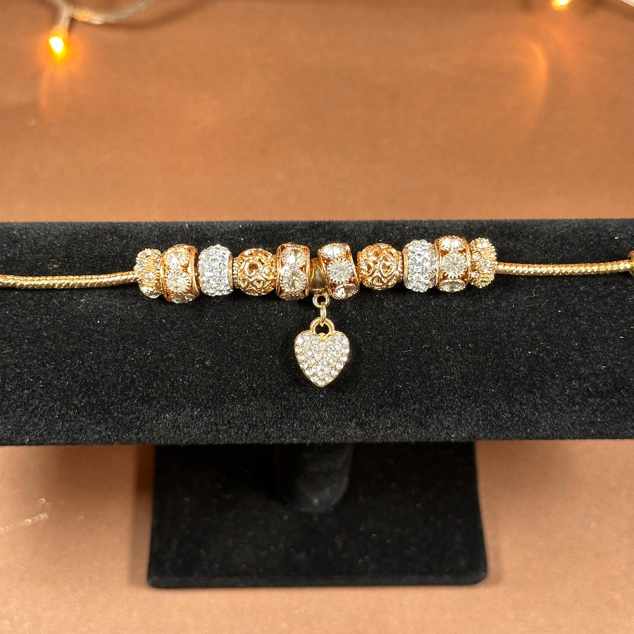 Elegant Sparkle Heart Bracelet