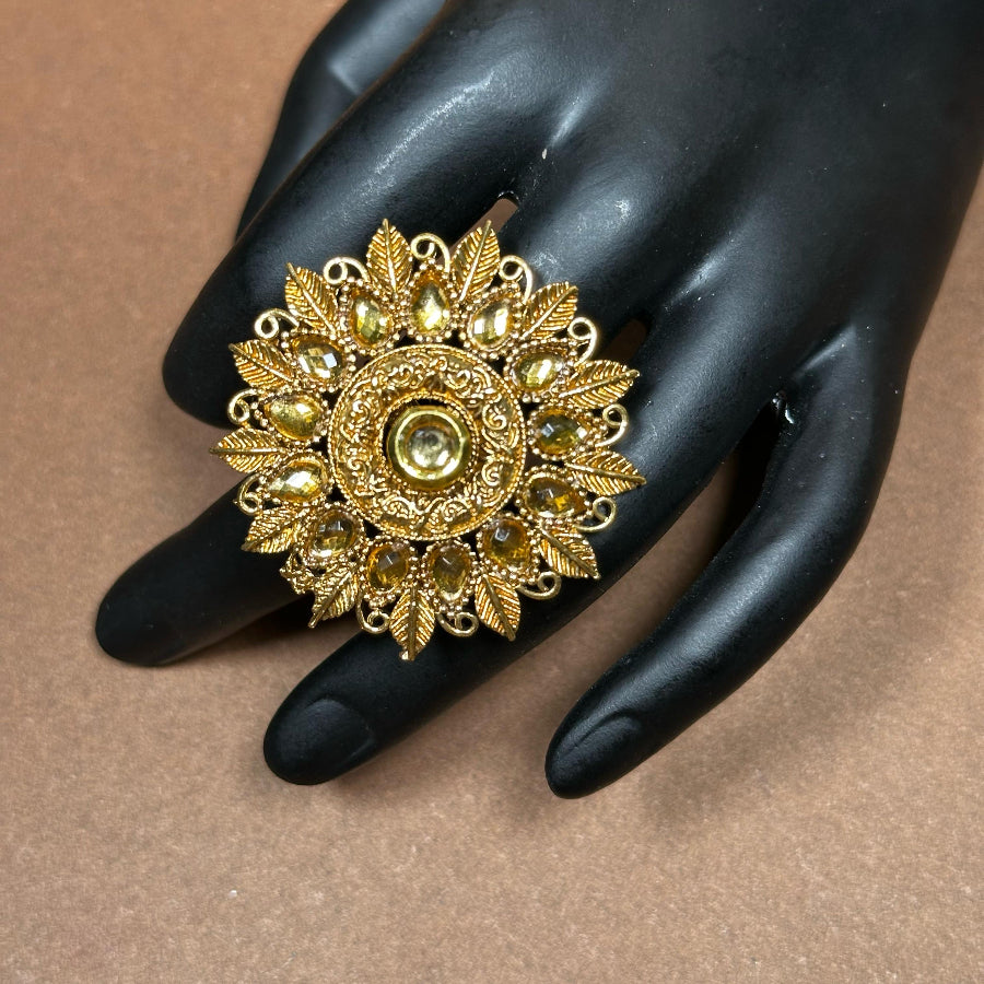 Jahanara Petal Ring R17