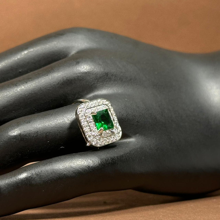 Mehreen Silver Ring Green and Light Pink