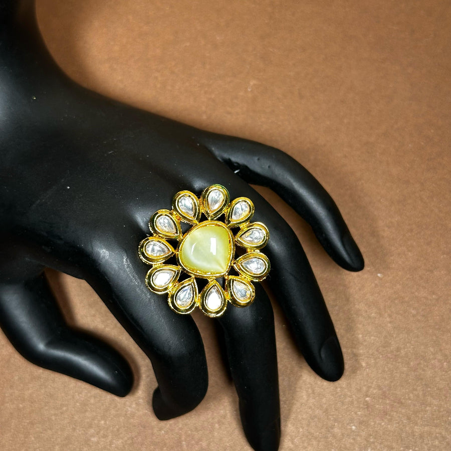 Roshan Phool Kundan Ring R3