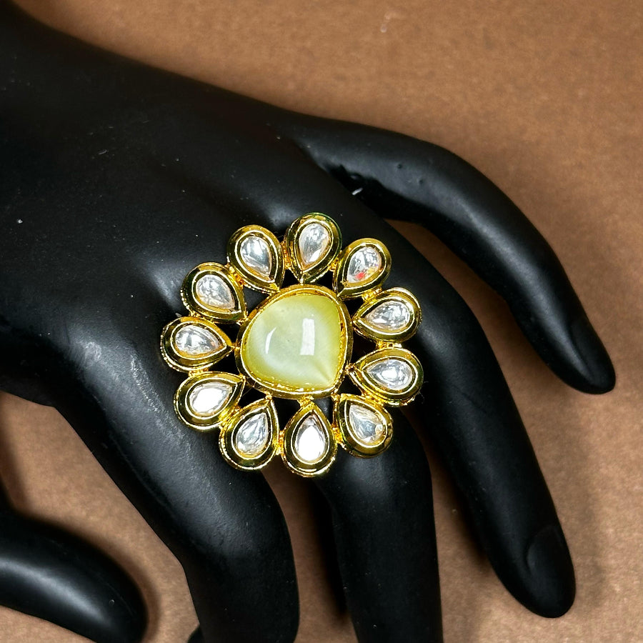 Roshan Phool Kundan Ring R3