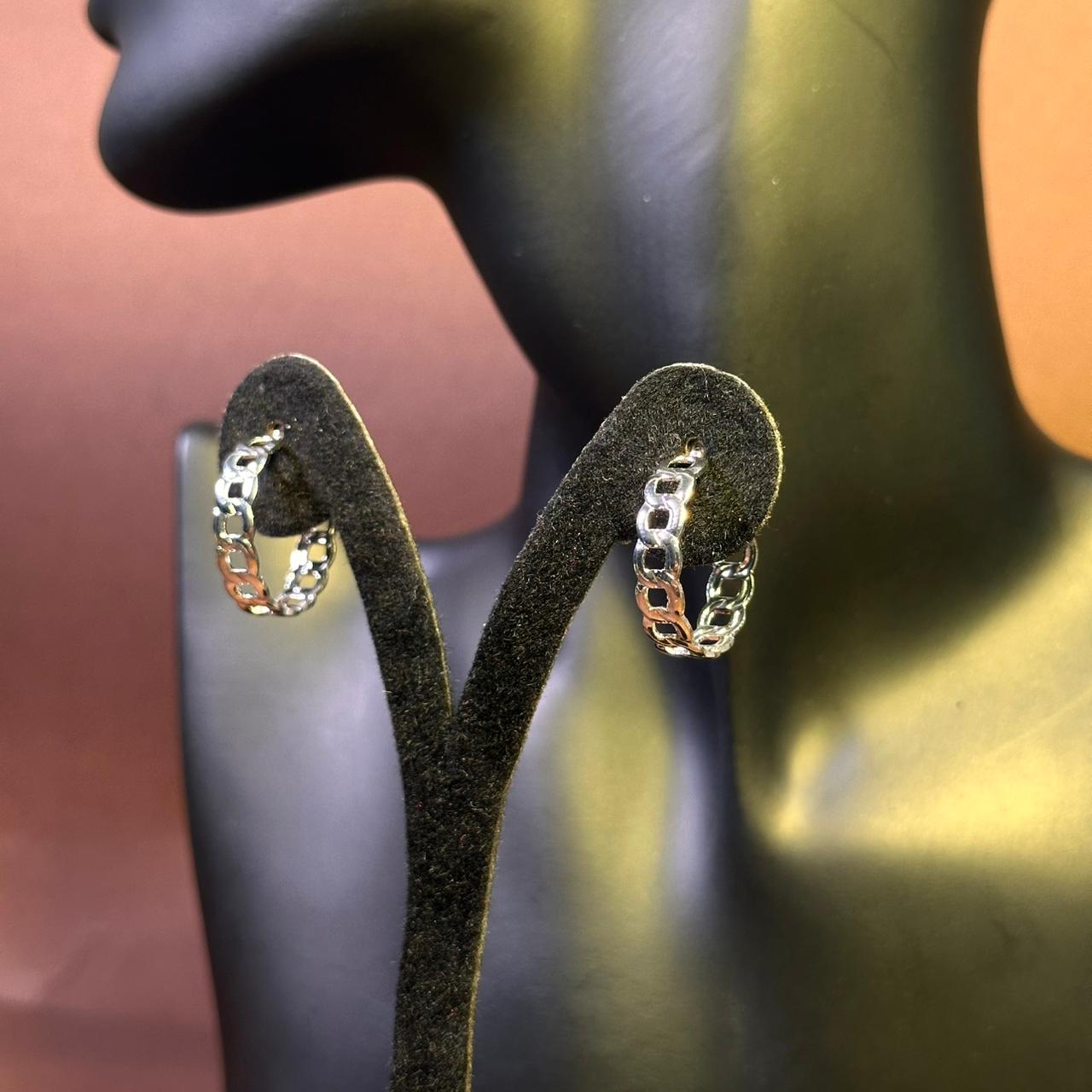 Silver Link Hoop Earrings – Bold, Modern, and Effortlessly Chic