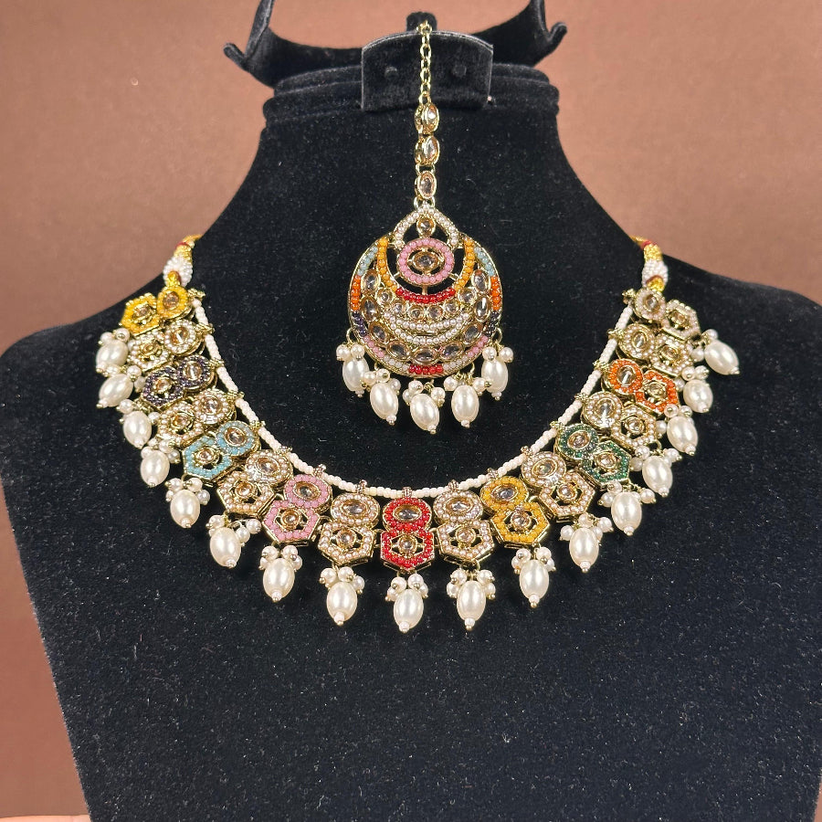 Sitara-e-Husan Necklace Set