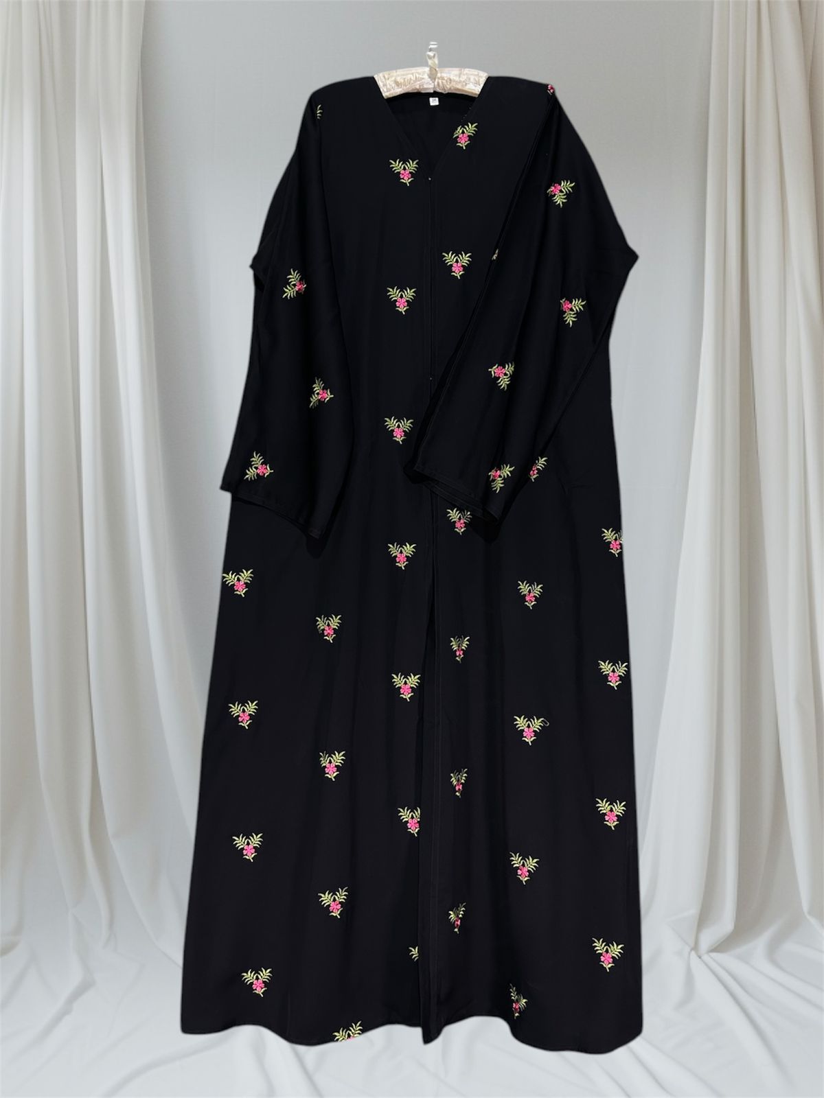 ABAYA & HIJAB