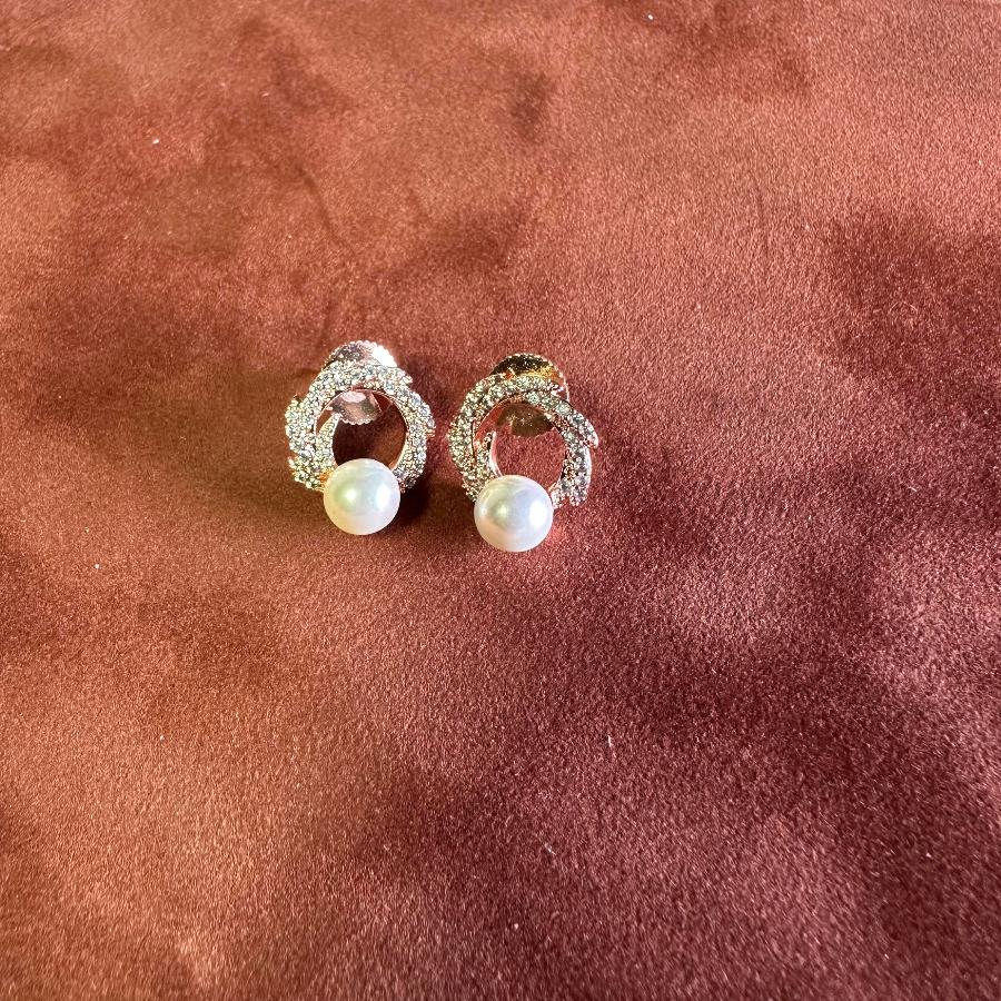 Earrings With American Diamond Cubic Zircon 18 Carat Rose Gold