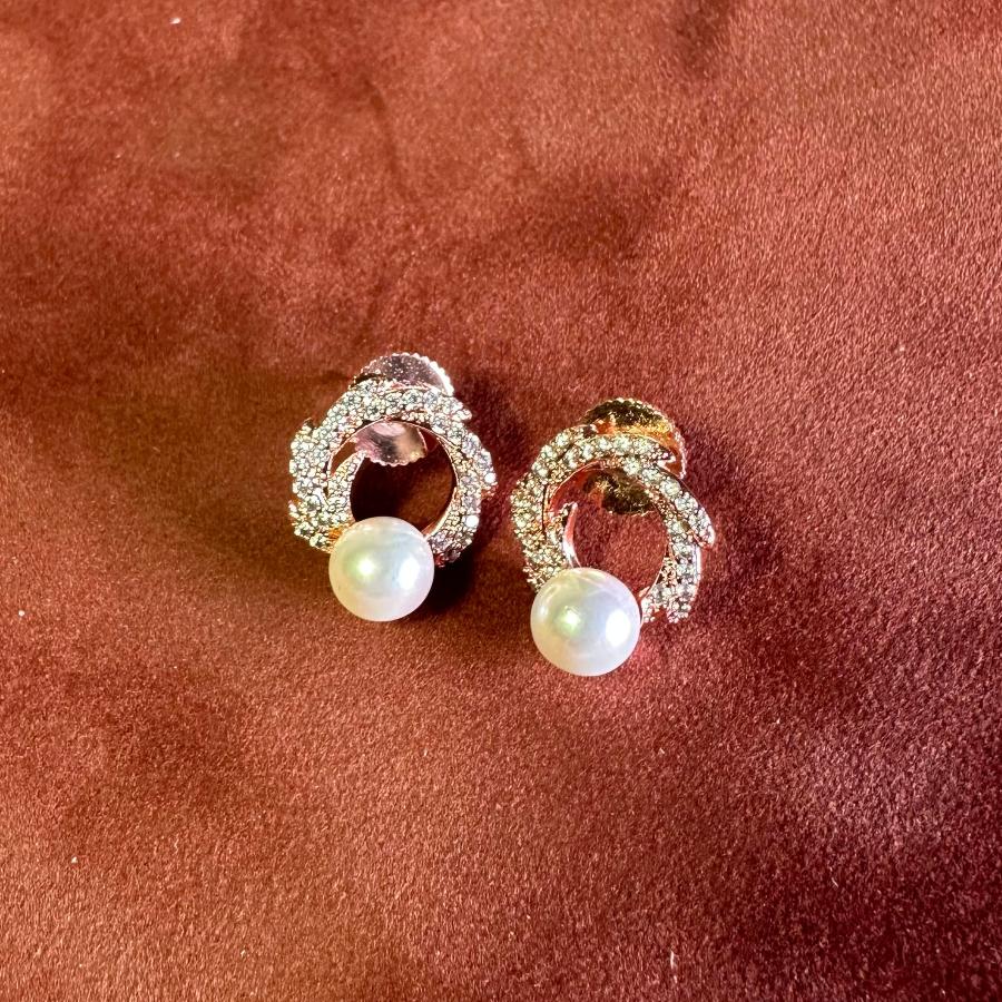 Earrings With American Diamond Cubic Zircon 18 Carat Rose Gold