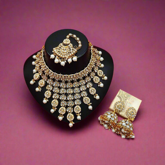 Aangan Phool Necklace Set