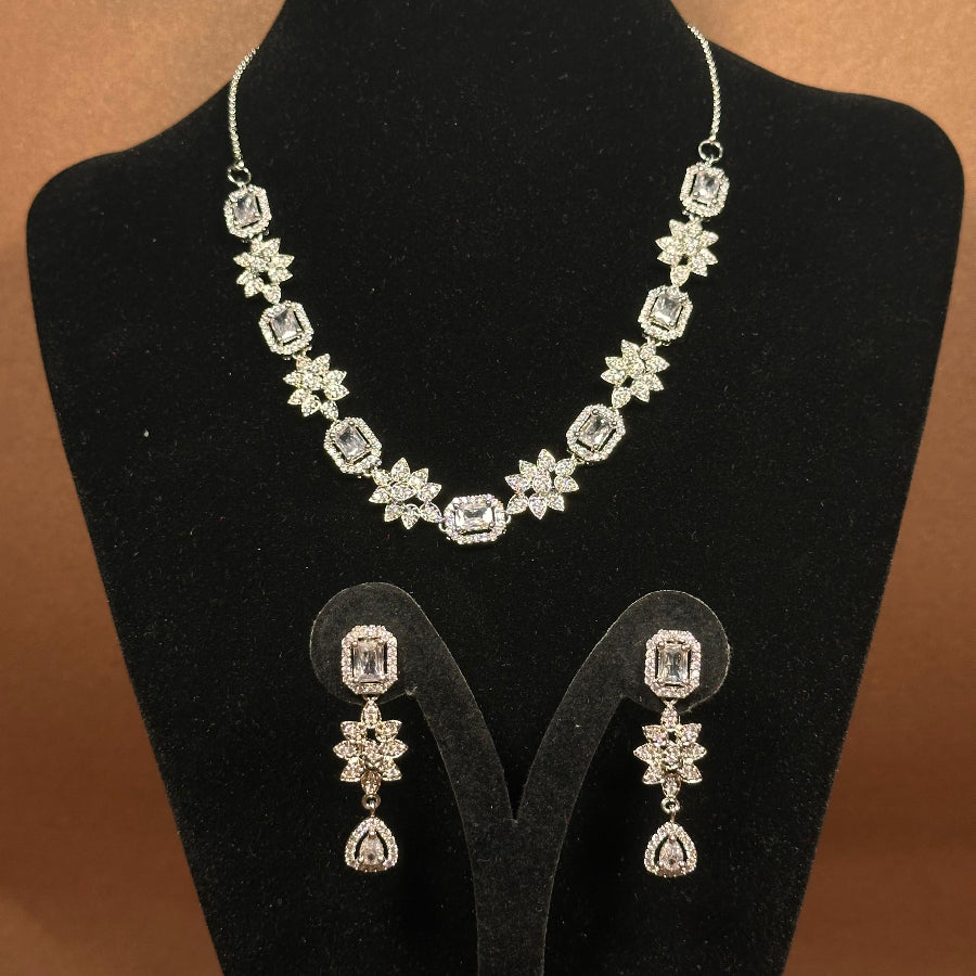 Bahaar-e-Pehchan Necklace set