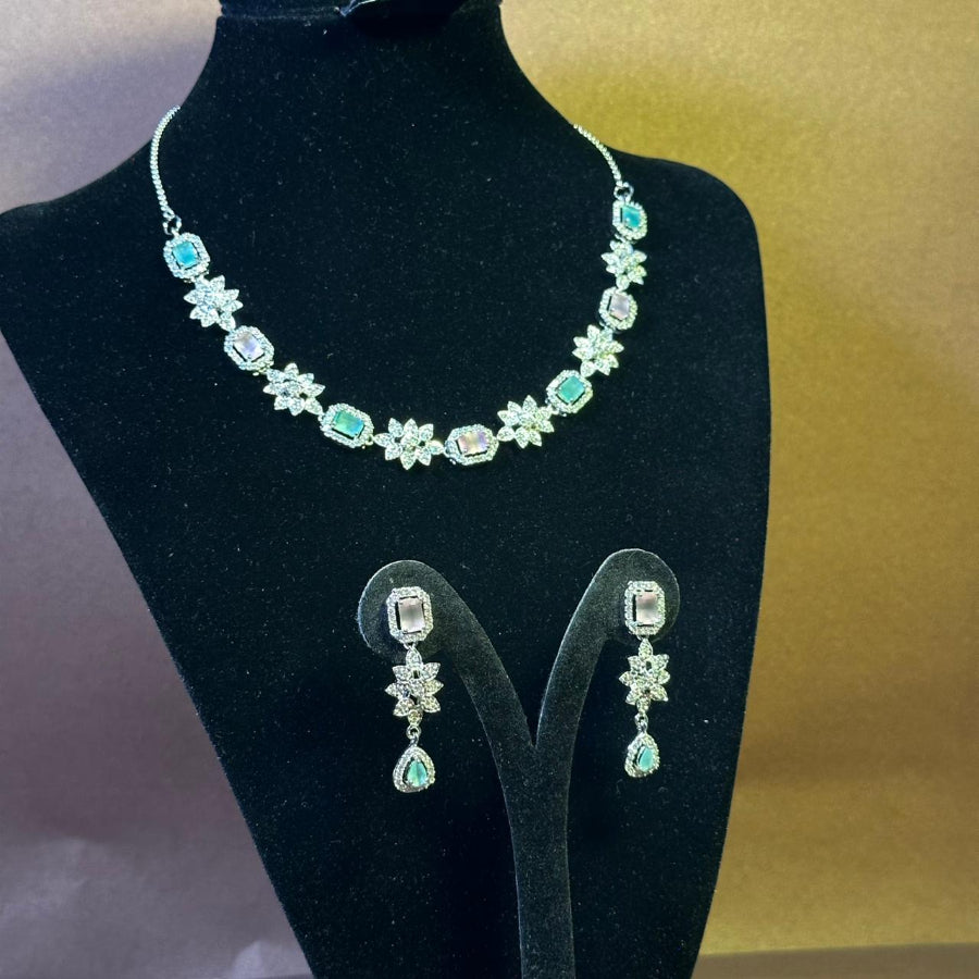 Bahaar-e-Pehchan Necklace set