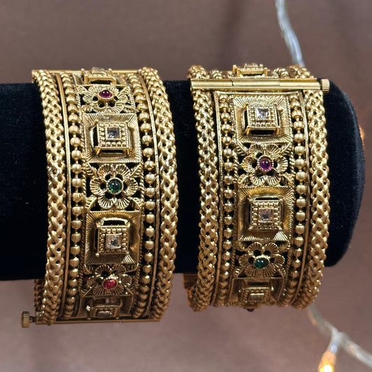 Ethnic Pakistani Wedding Bangles with Pearl & Stone Detailing