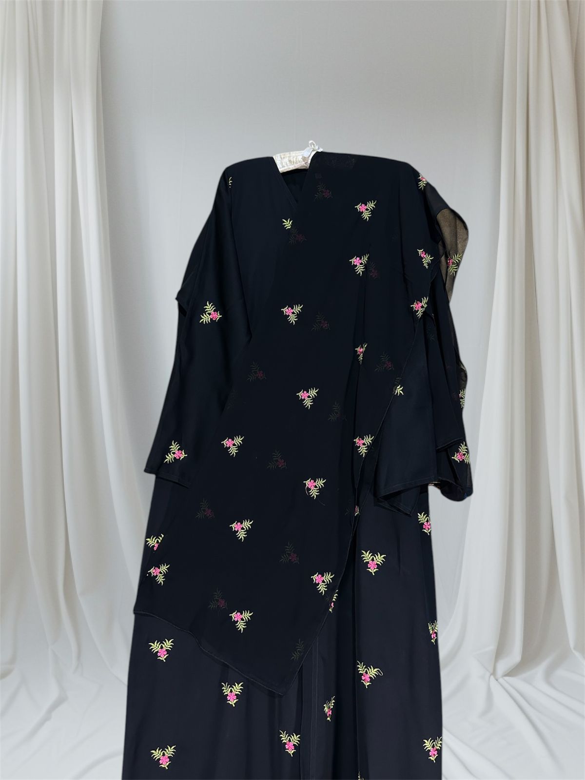 Gulnaar Rose Abaya Pink Embroidery 