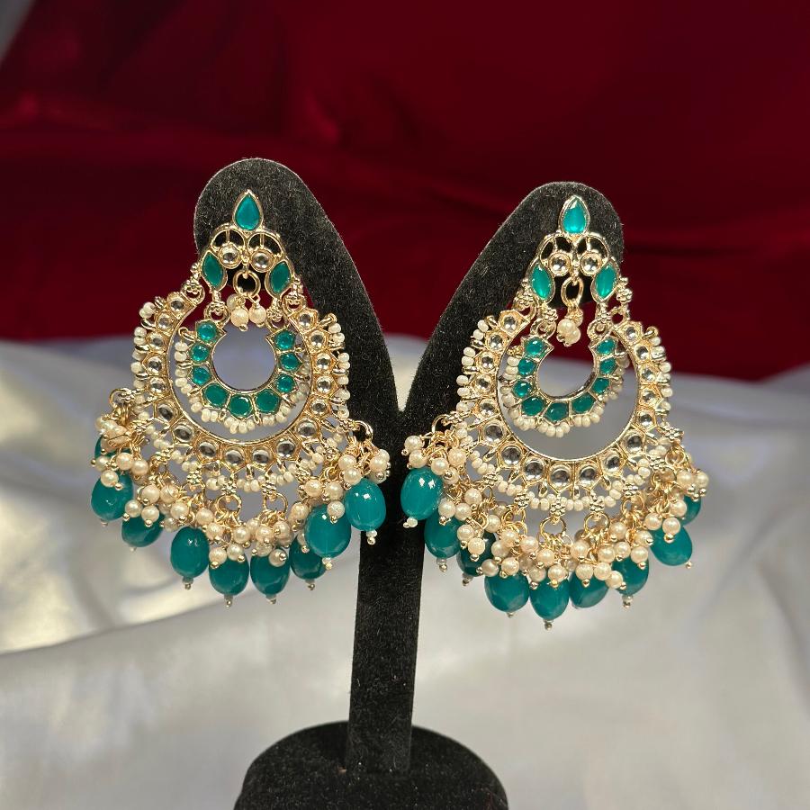 Earrings With Kundan in Green