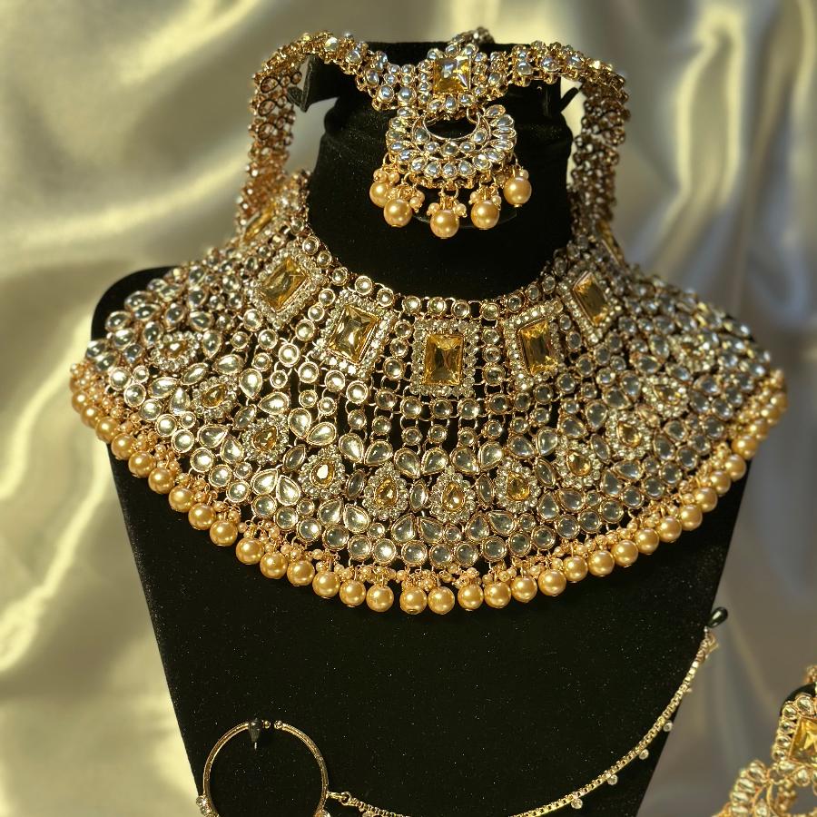 Bridal Kundan Jewellery Set Gold and White