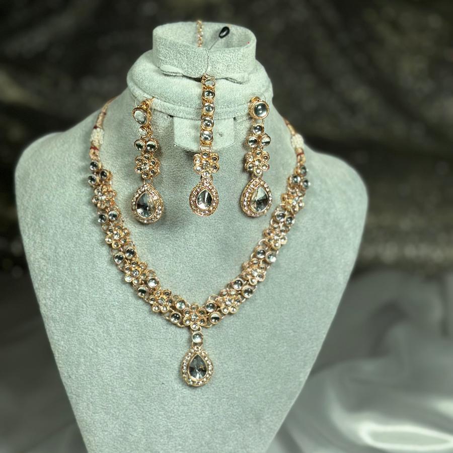 Kundan Necklace Gold And White Set