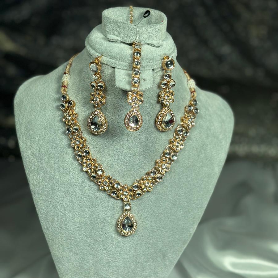 Kundan Necklace Gold And White Set