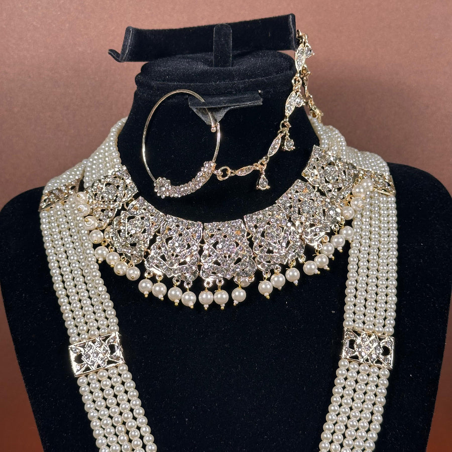 Mughal Inspired Bridal Set – Popular in Pakistan