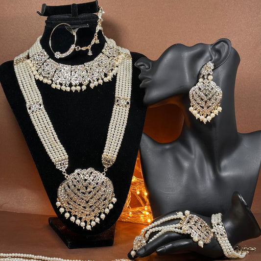Mughal Inspired Bridal Set – Popular in Pakistan
