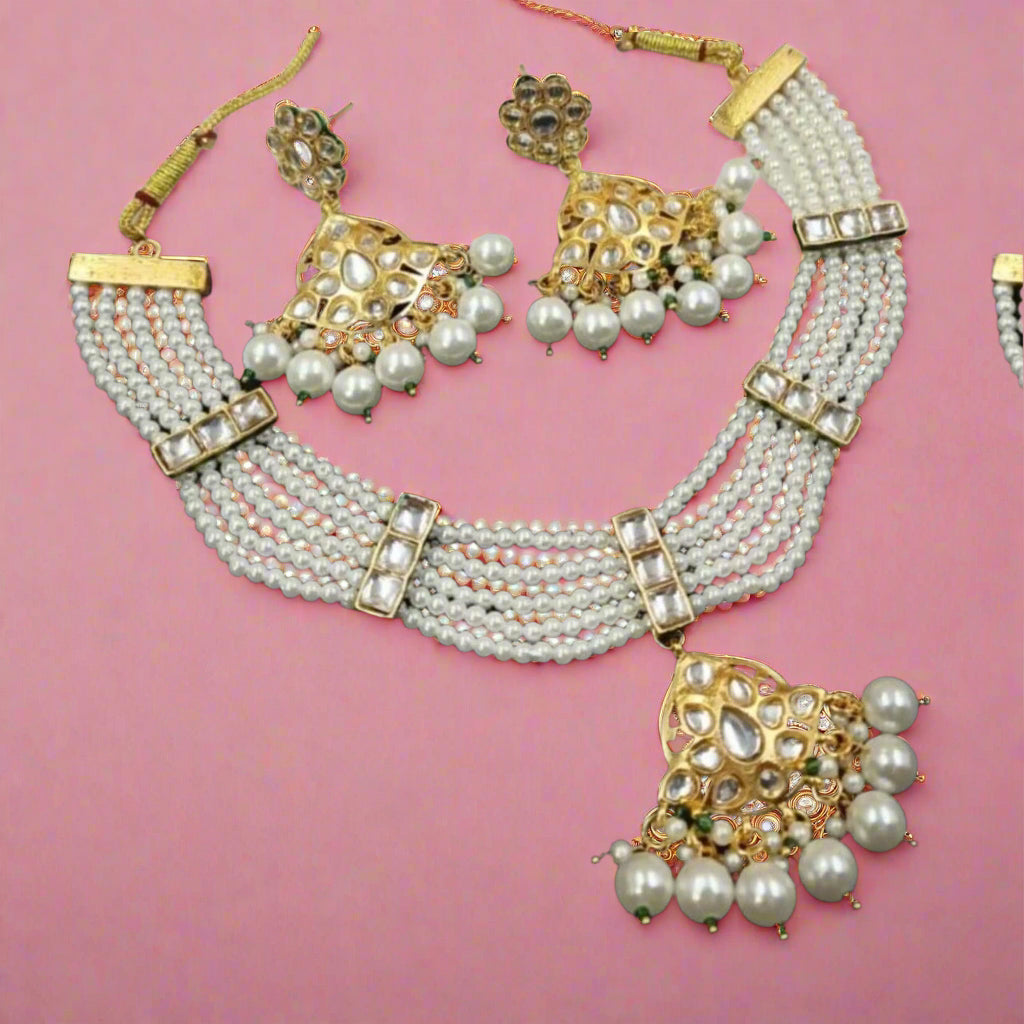 Pearl Set Necklace