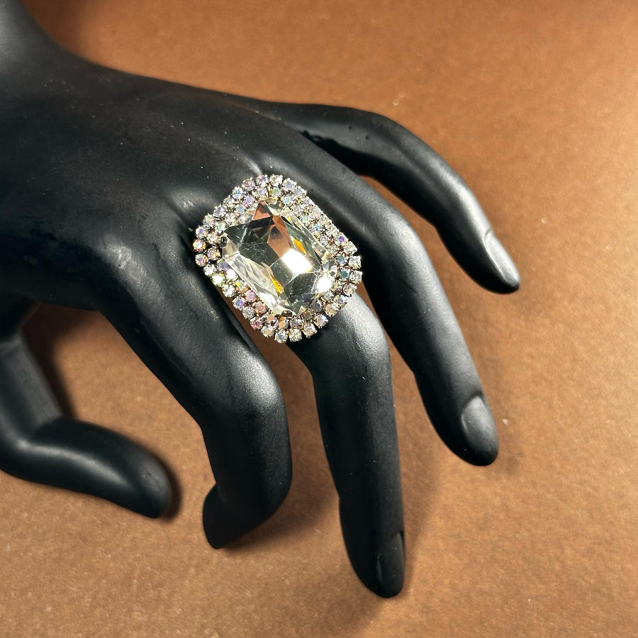 Roshanara Regal Ring R8