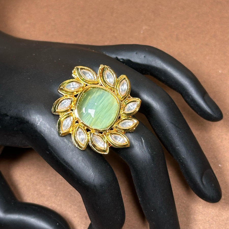 Sada Bahar Kundan Ring R7